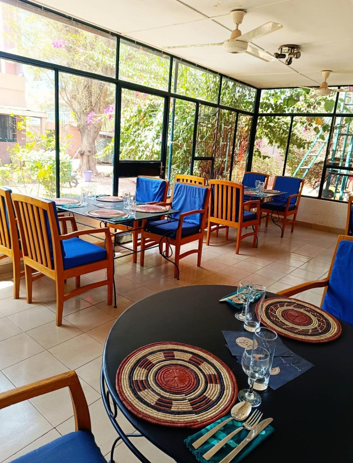 Hotel Les Palmiers Ouagadougou Exteriör bild