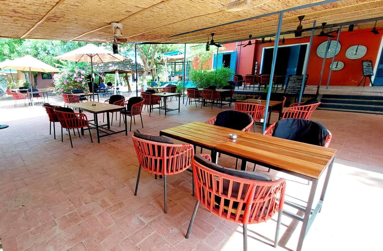 Hotel Les Palmiers Ouagadougou Exteriör bild